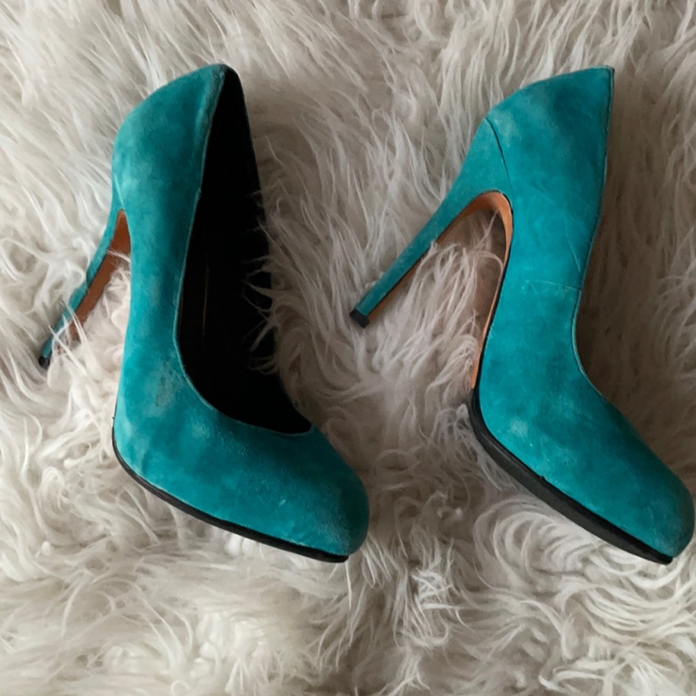 Pretty Dolce Vita Turquoise high Heels 7.5